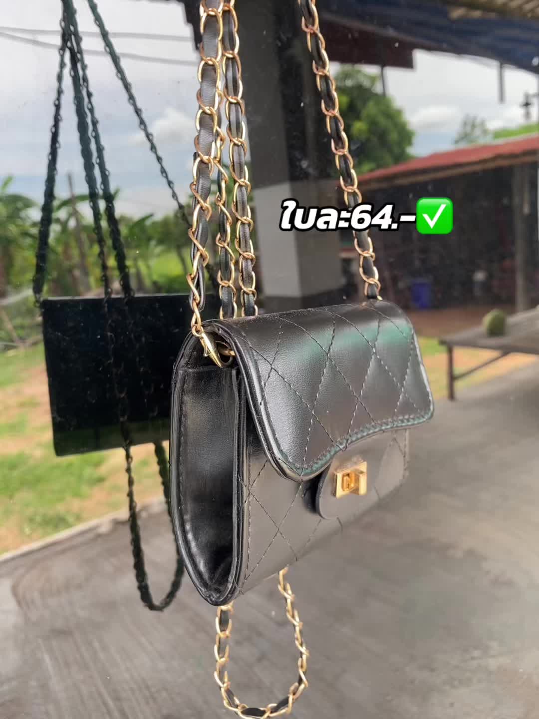 #กระเป๋าสะพายข้าง #กระเป๋าแฟชั่น #กระเป๋า #กระเป๋าสตางค์ #กระเป๋าผู้หญิง