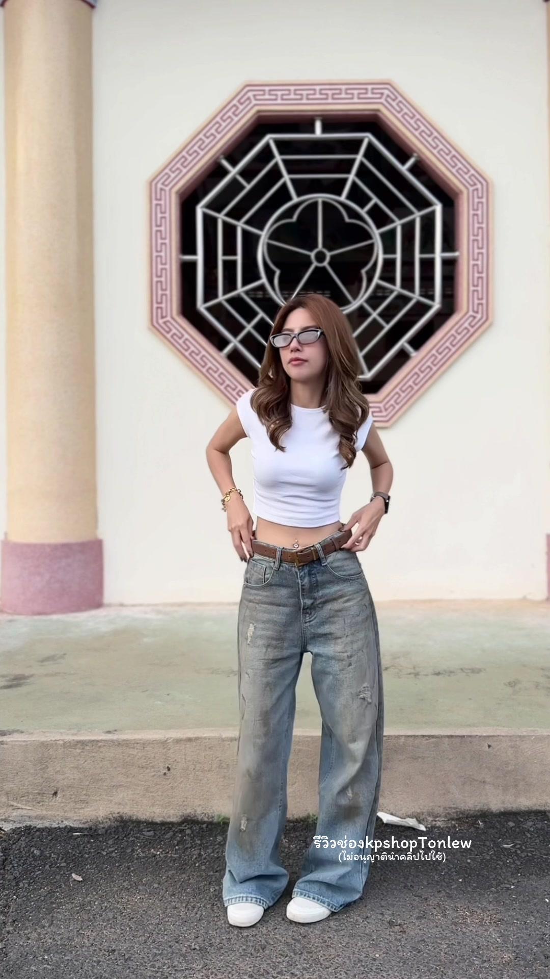 #กางเกงยีนส์ขากระบอก #กางเกงยีนส์ #แฟชั่น #สไตล์การแต่งตัว #เสื้อผ้าแฟชั่น