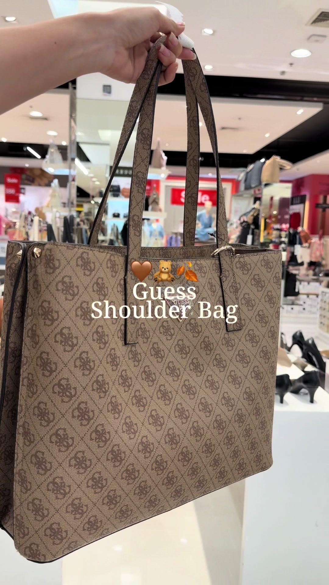 #guess #guessthailand #กระเป๋า #กระเป๋าผู้หญิง #กระเป๋าสะพายไหล่