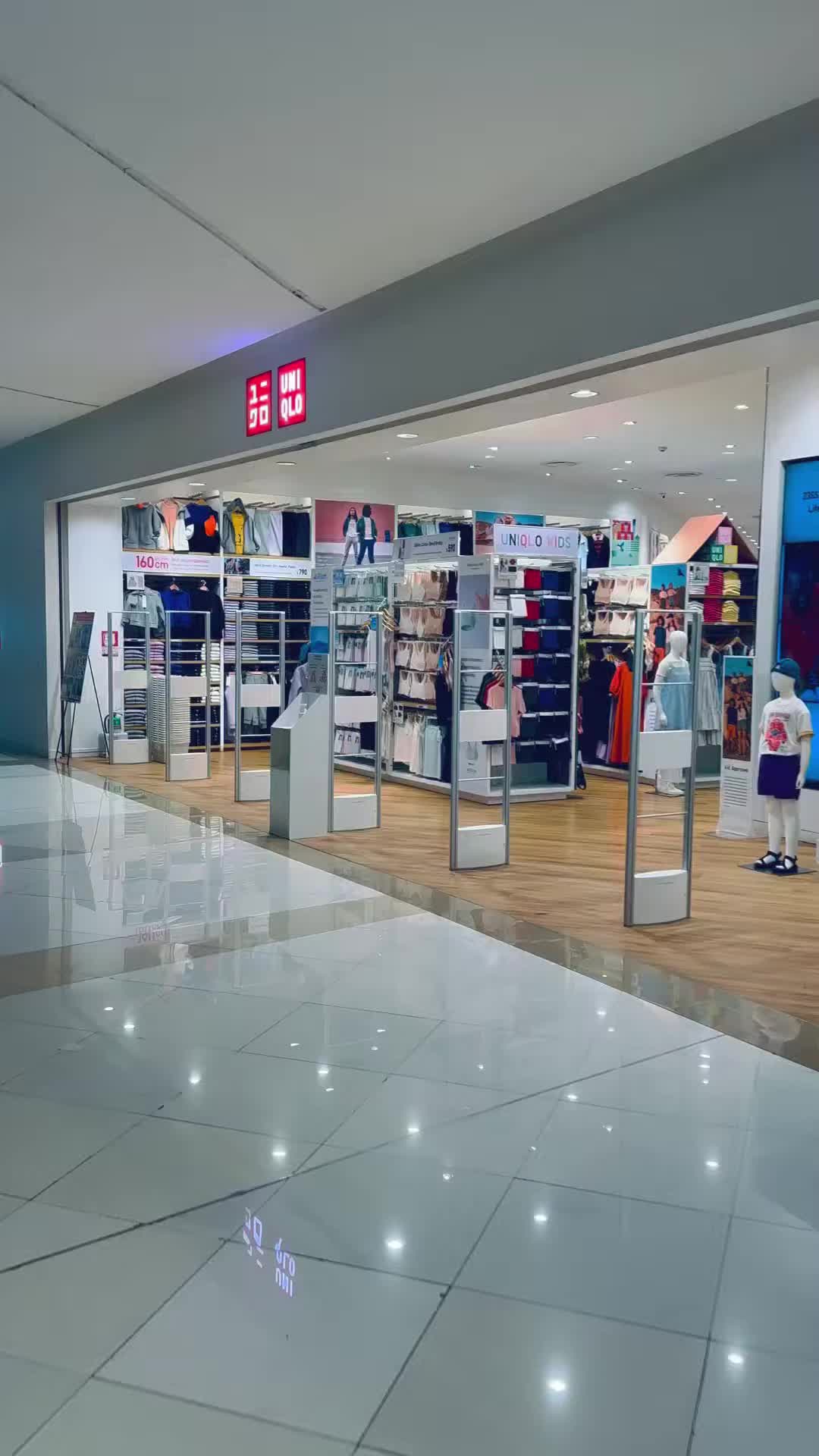 เสื้อผ้าแฟชั่นที่คุณวางใจ ลดราคาสุดคุ้ม!