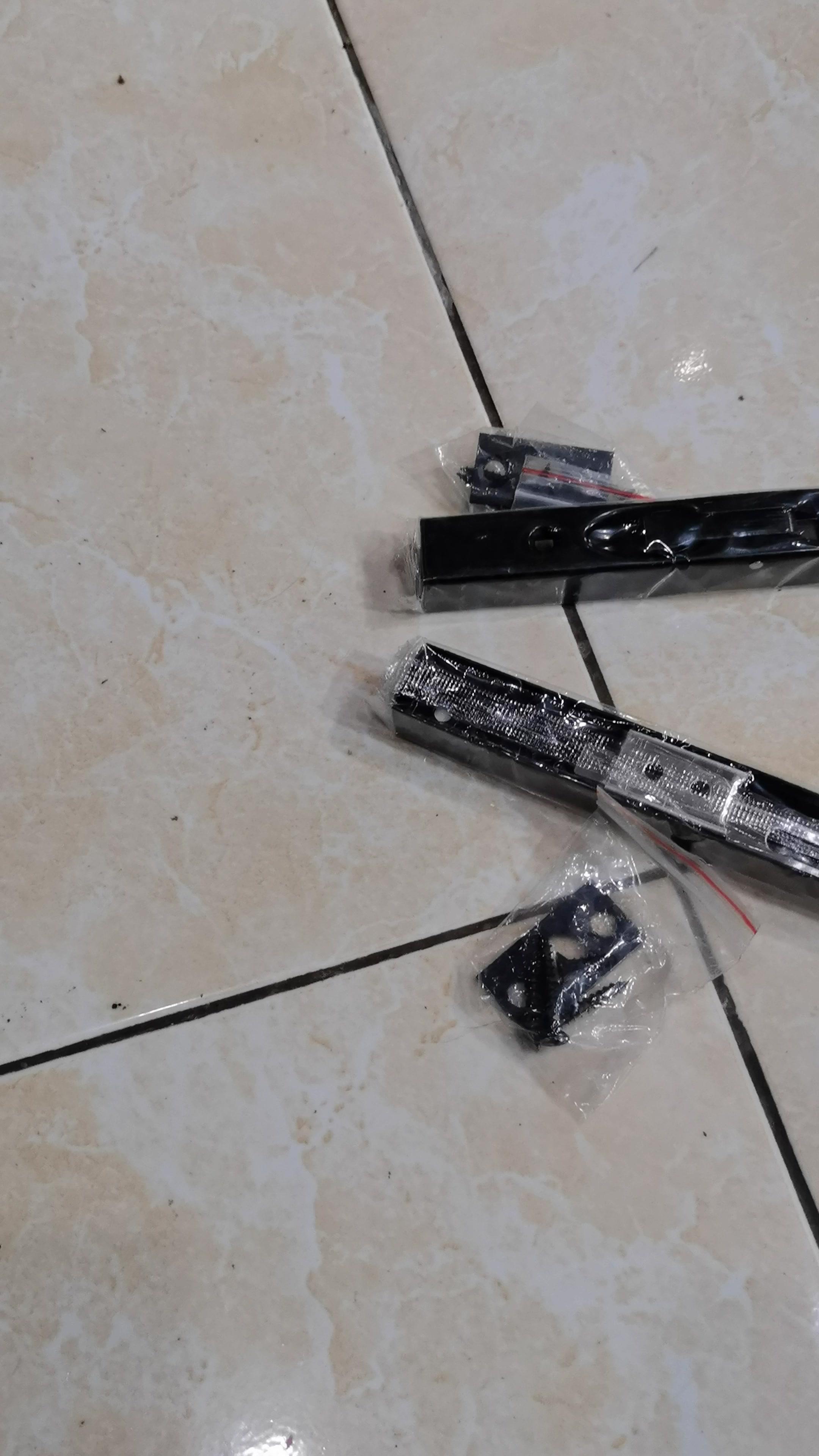 review image 0