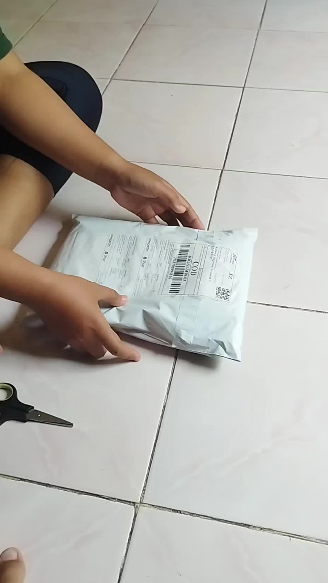 review image 0