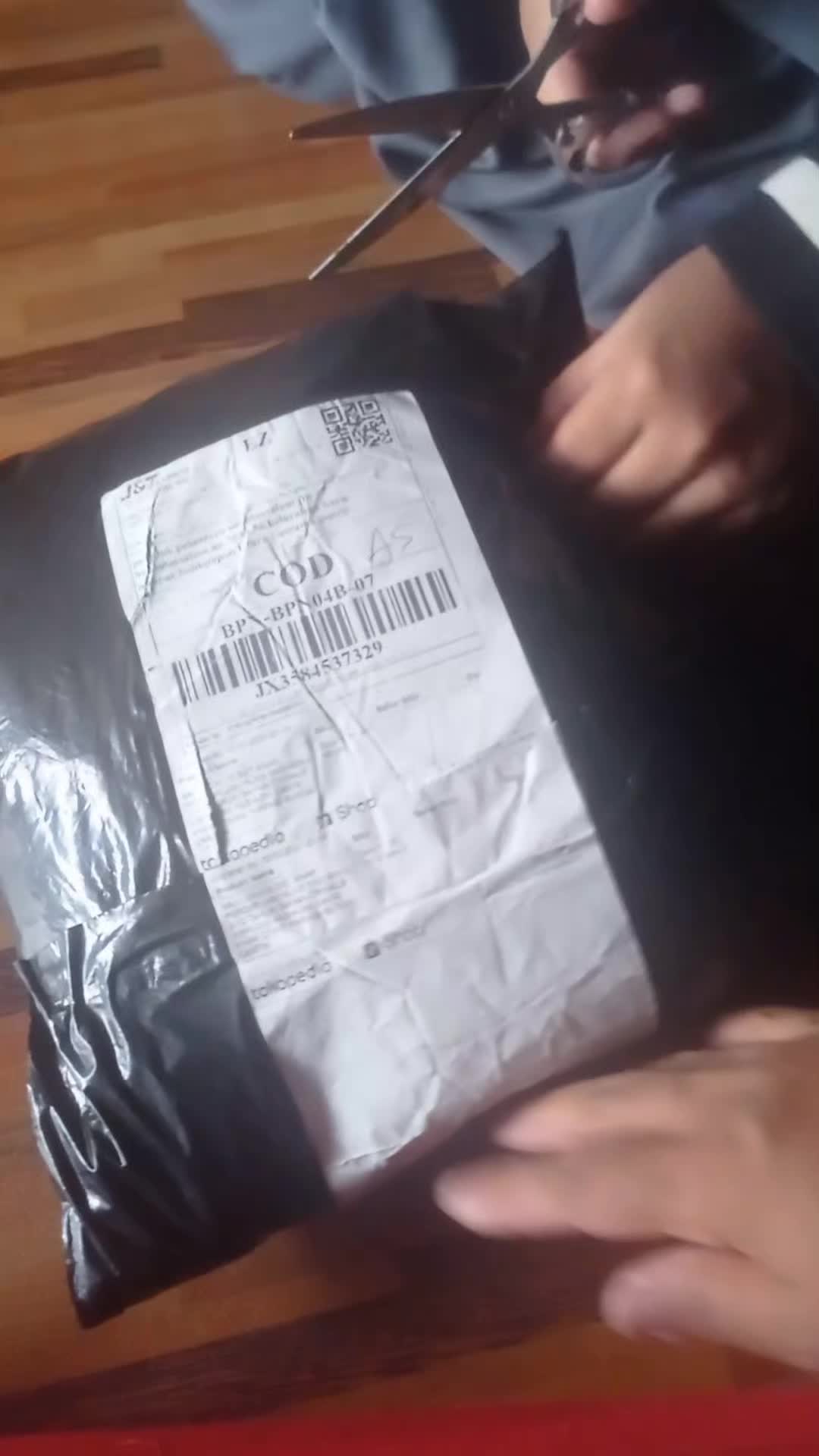 review image 0