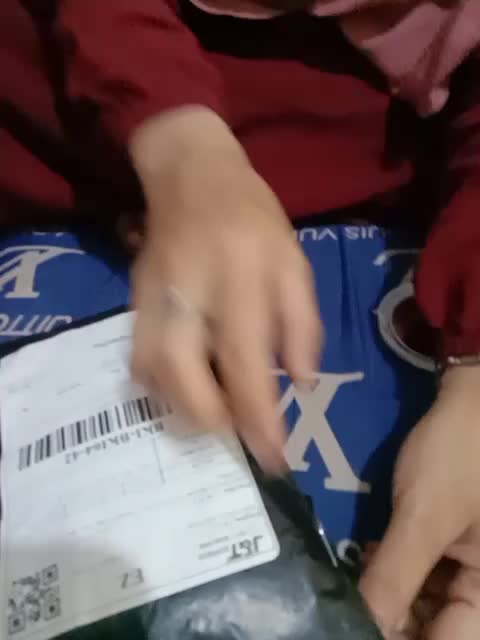 review image 0
