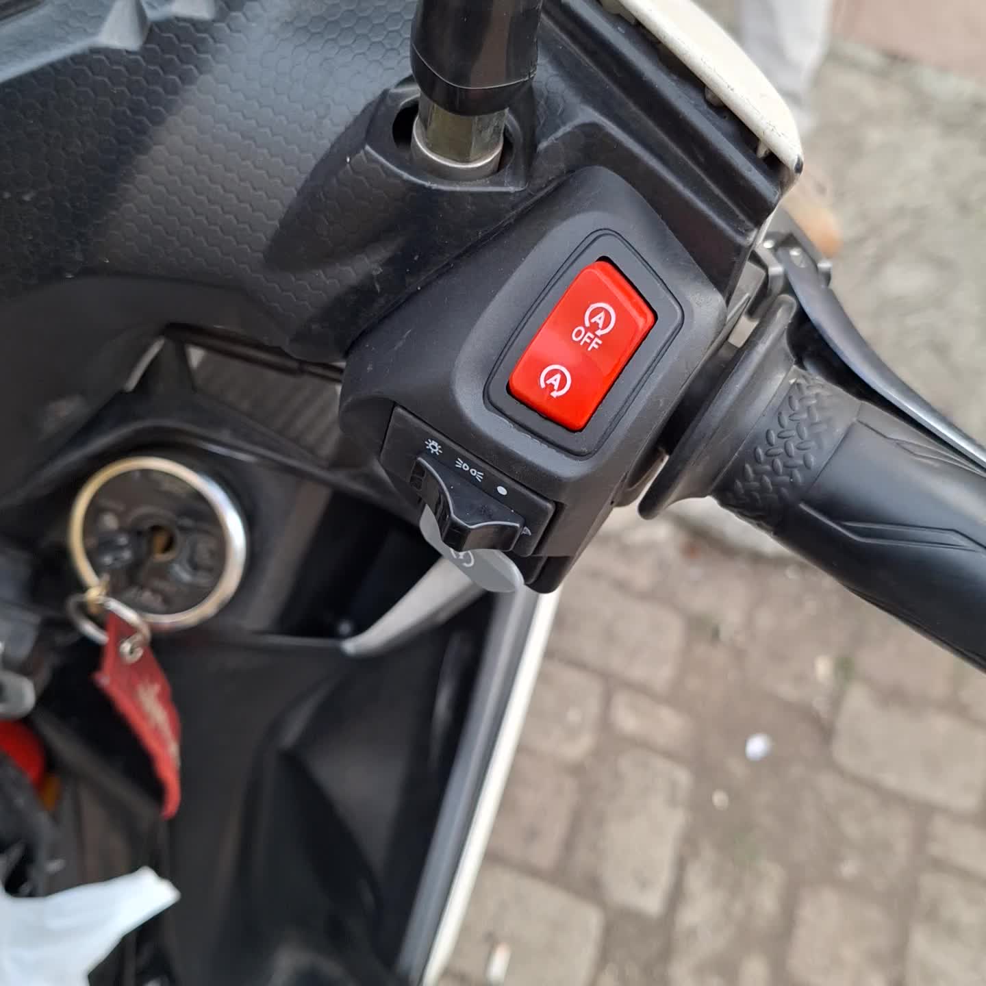 review image 0