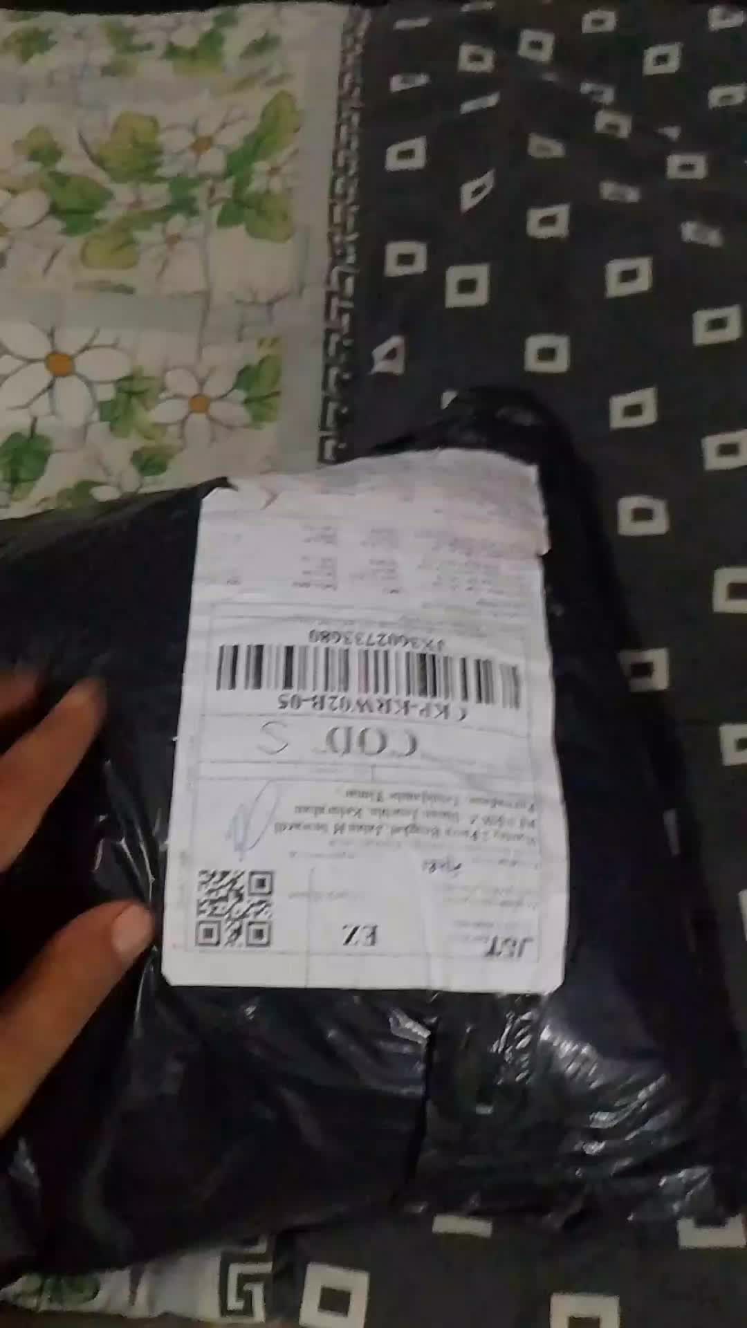 review image 0
