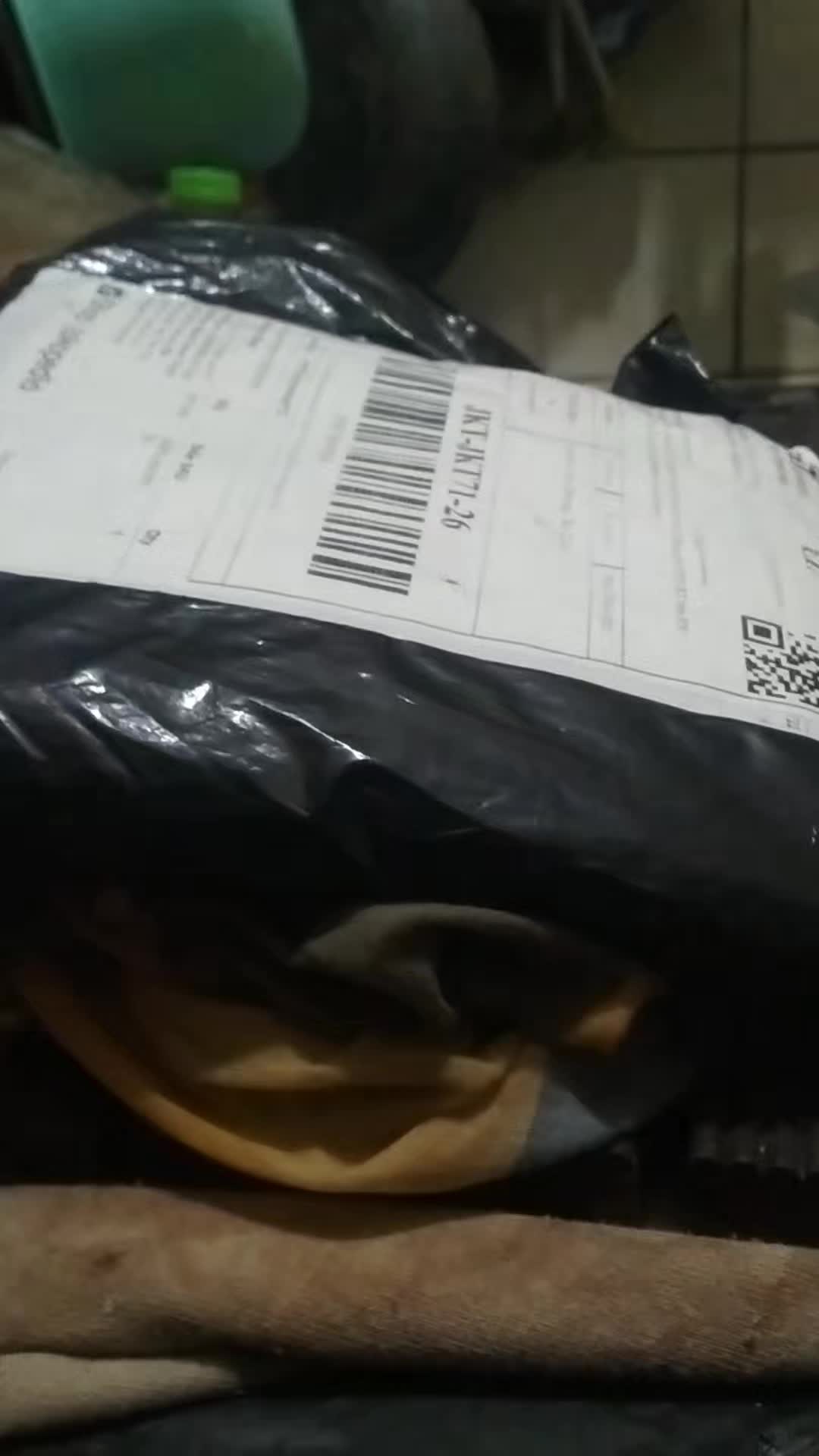 review image 0