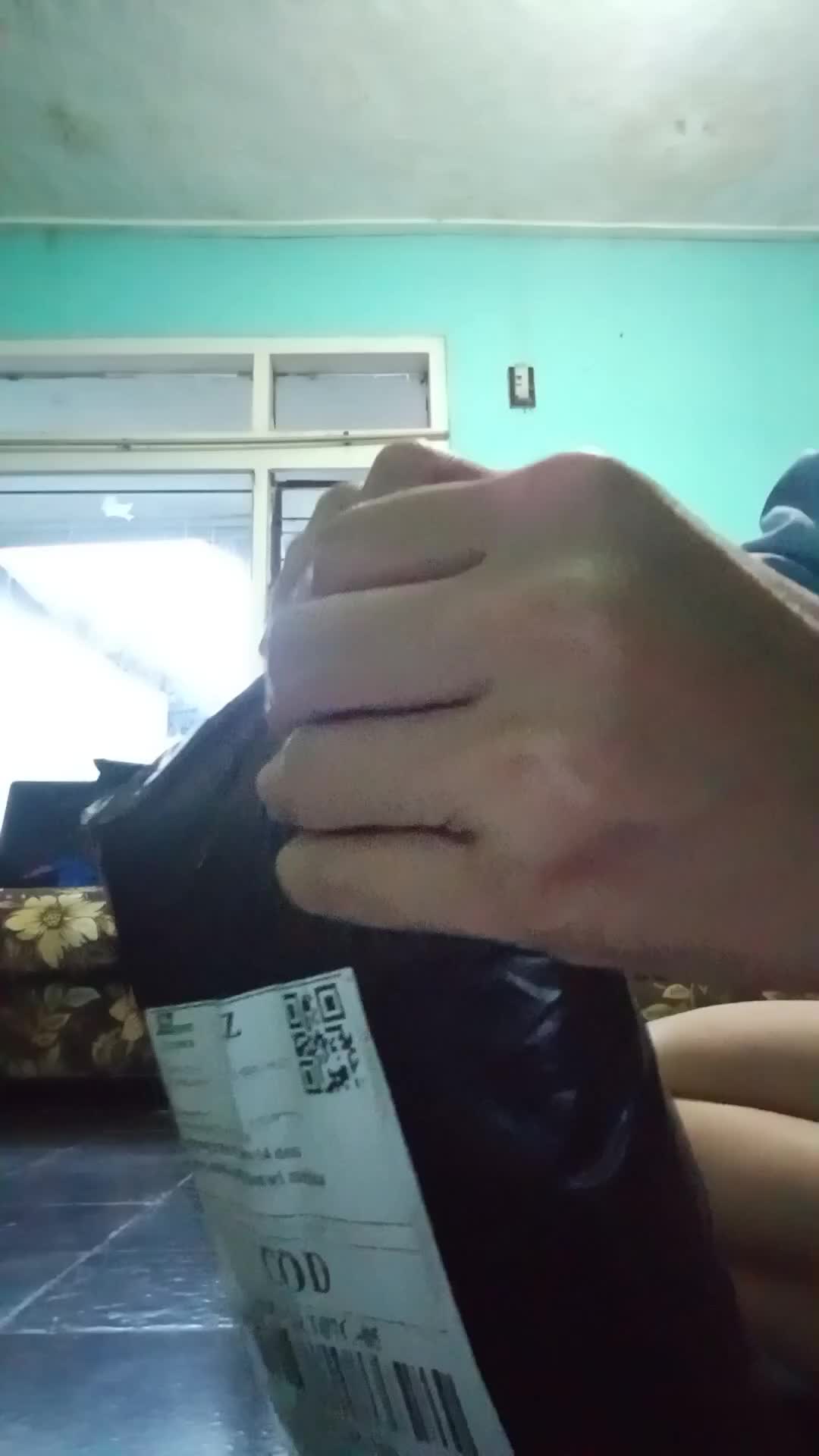review image 0