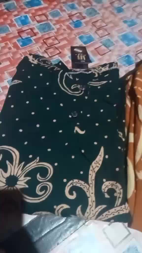 review image 0