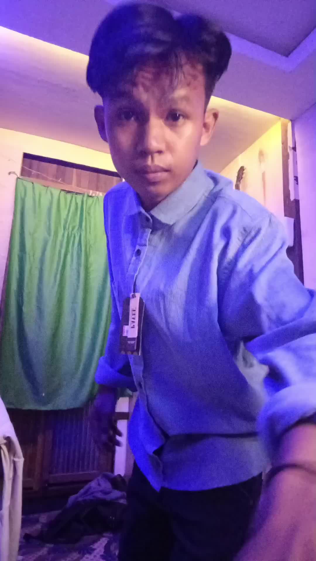 review image 0
