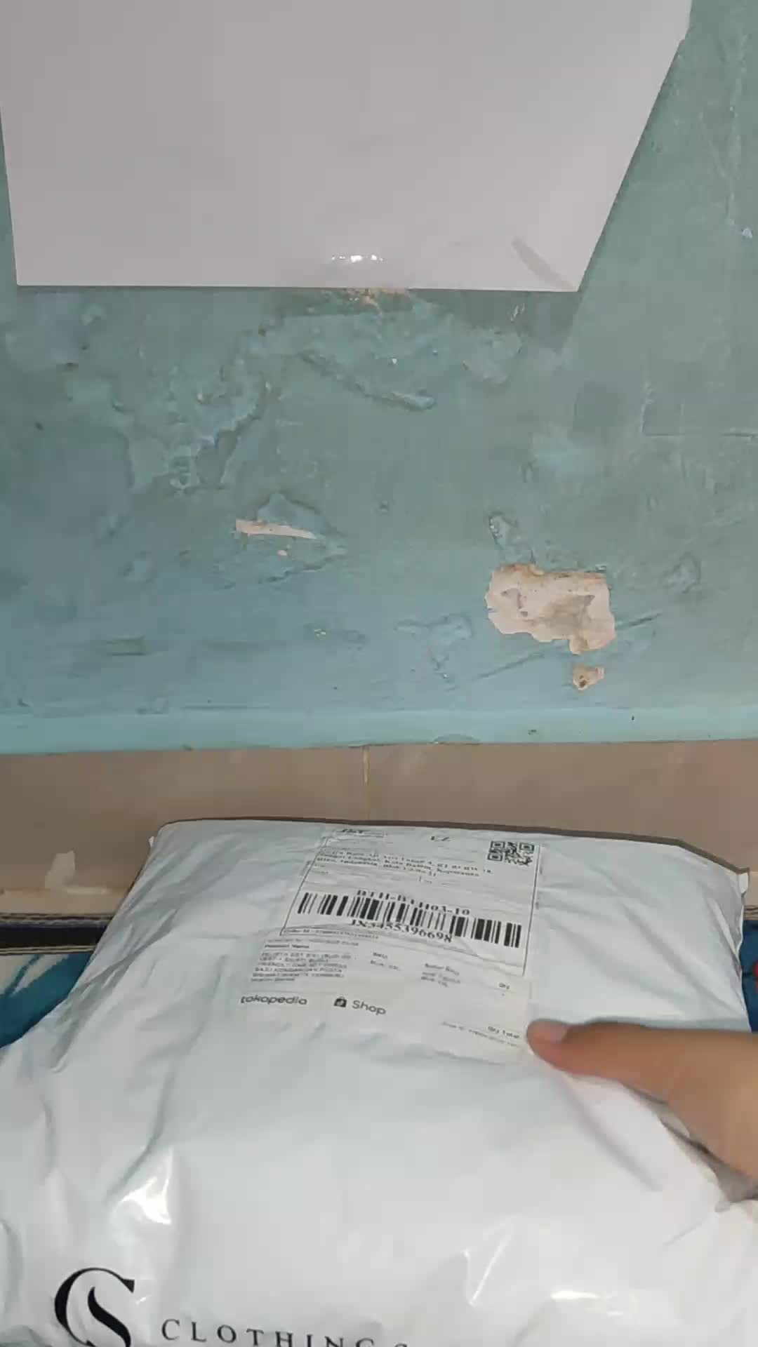 review image 0