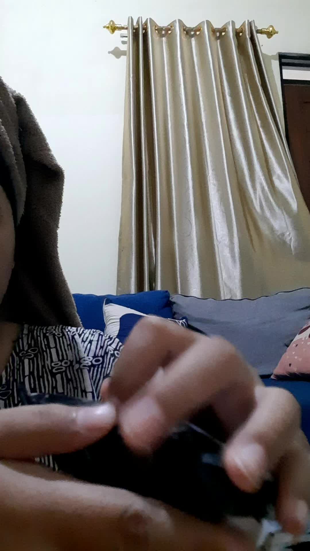 review image 0