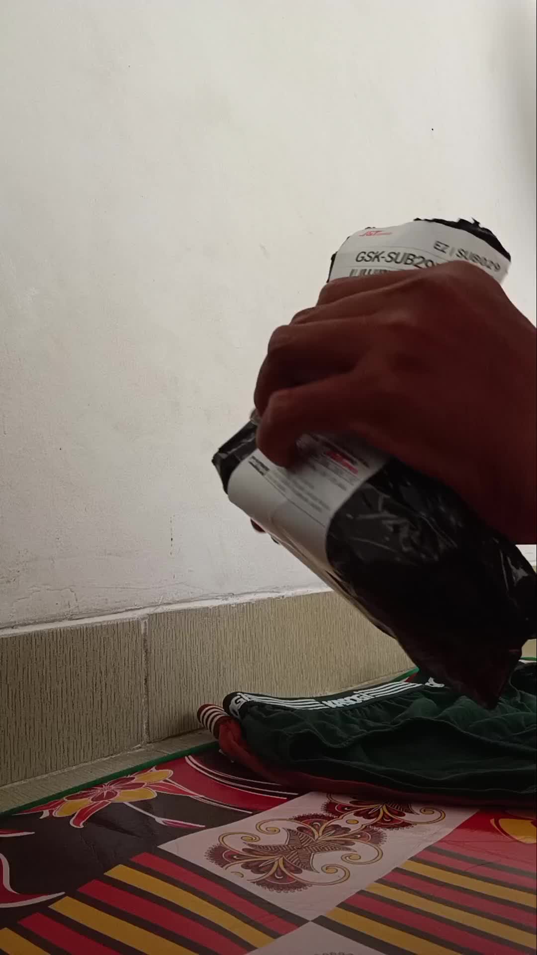 review image 0