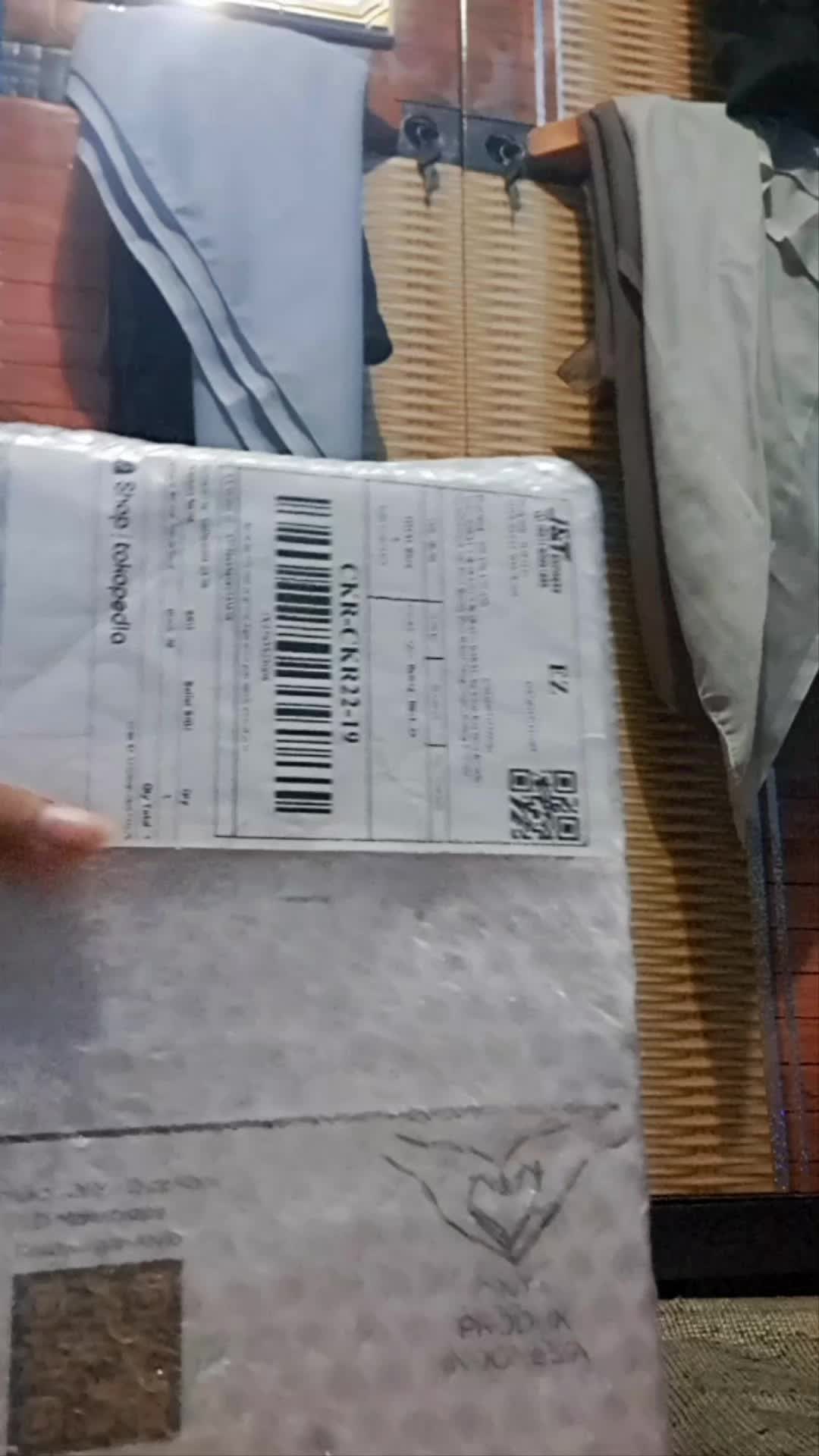 review image 0
