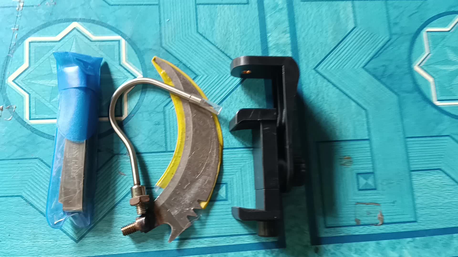 review image 0