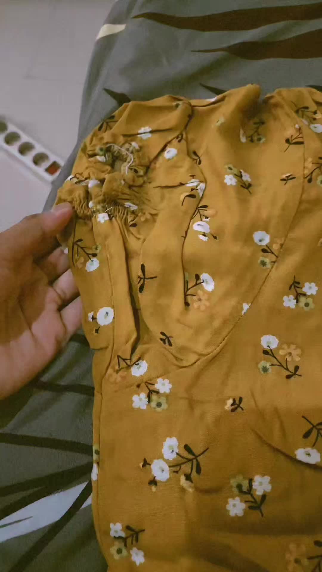 review image 0