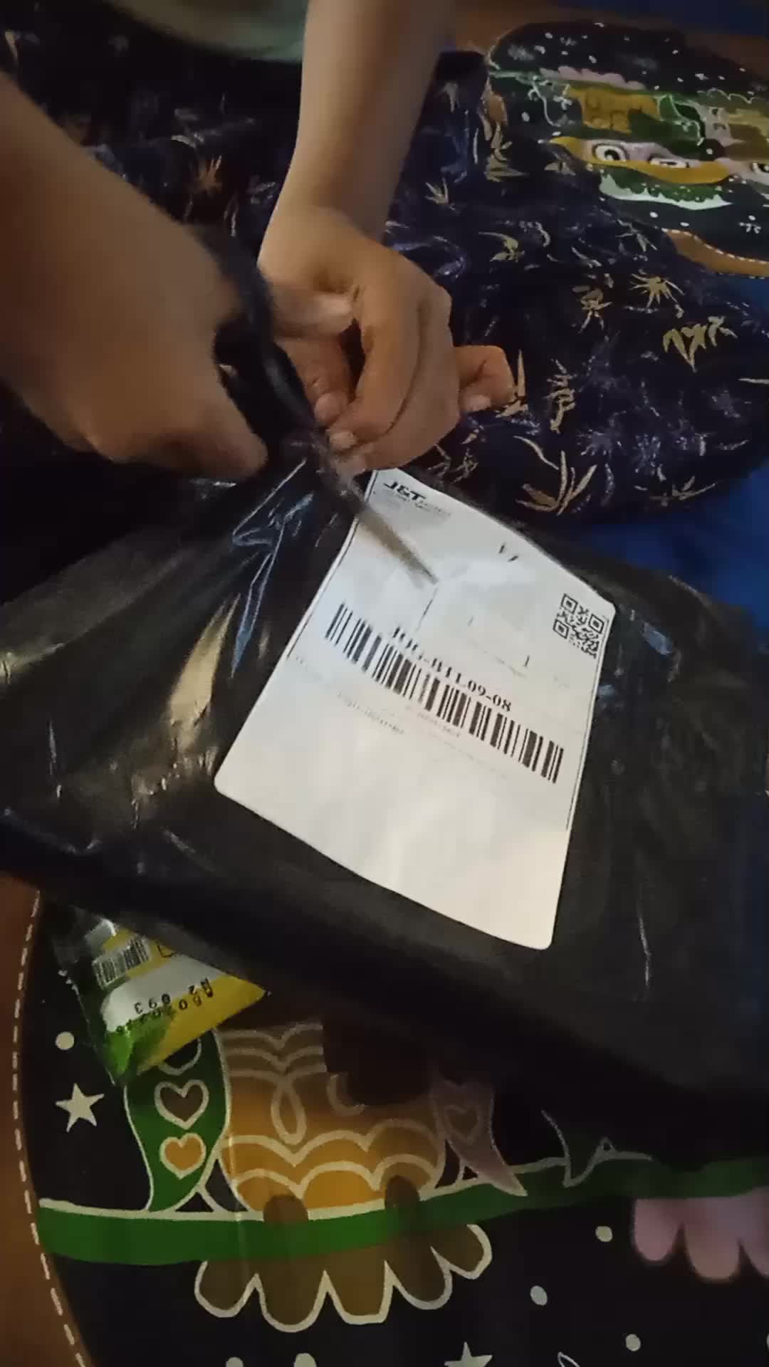 review image 0