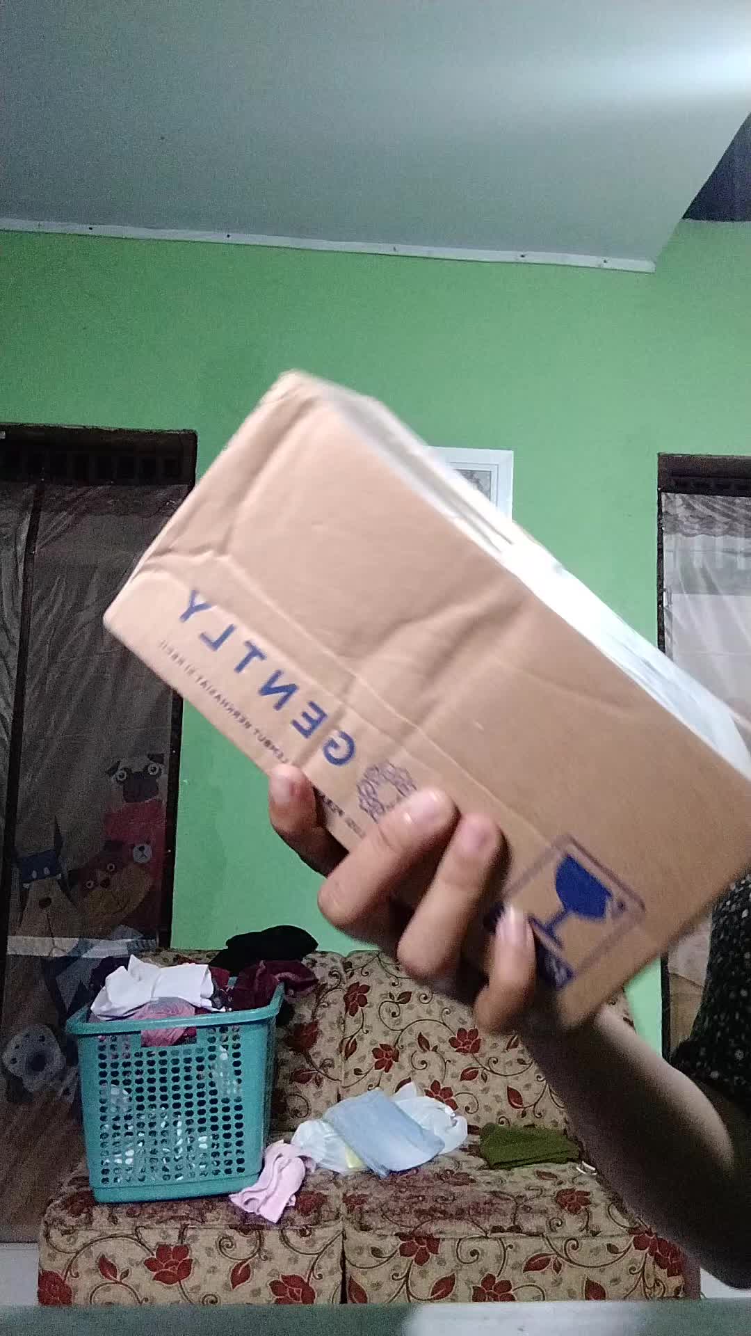 review image 0
