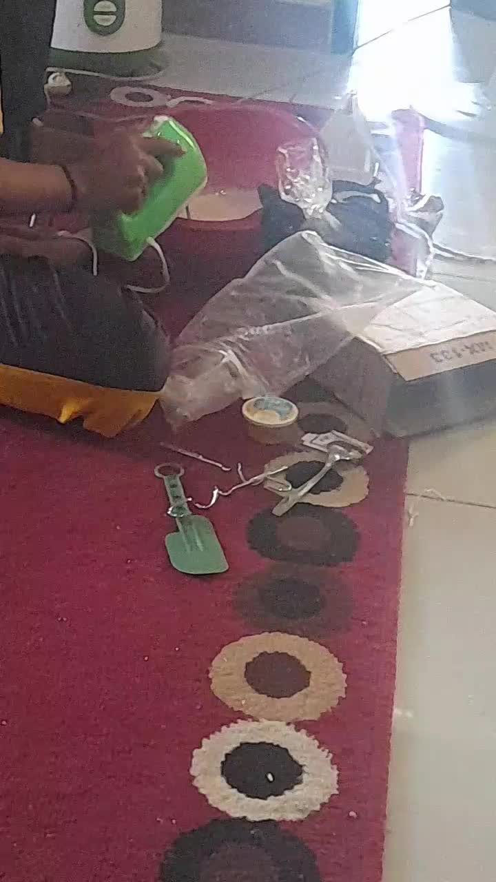 review image 0