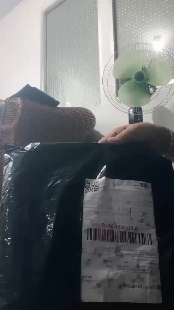 review image 0