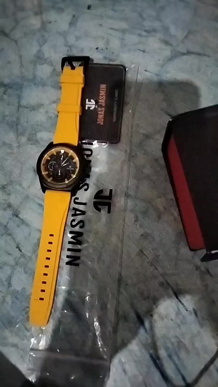 review image 0