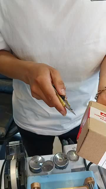 review image 0