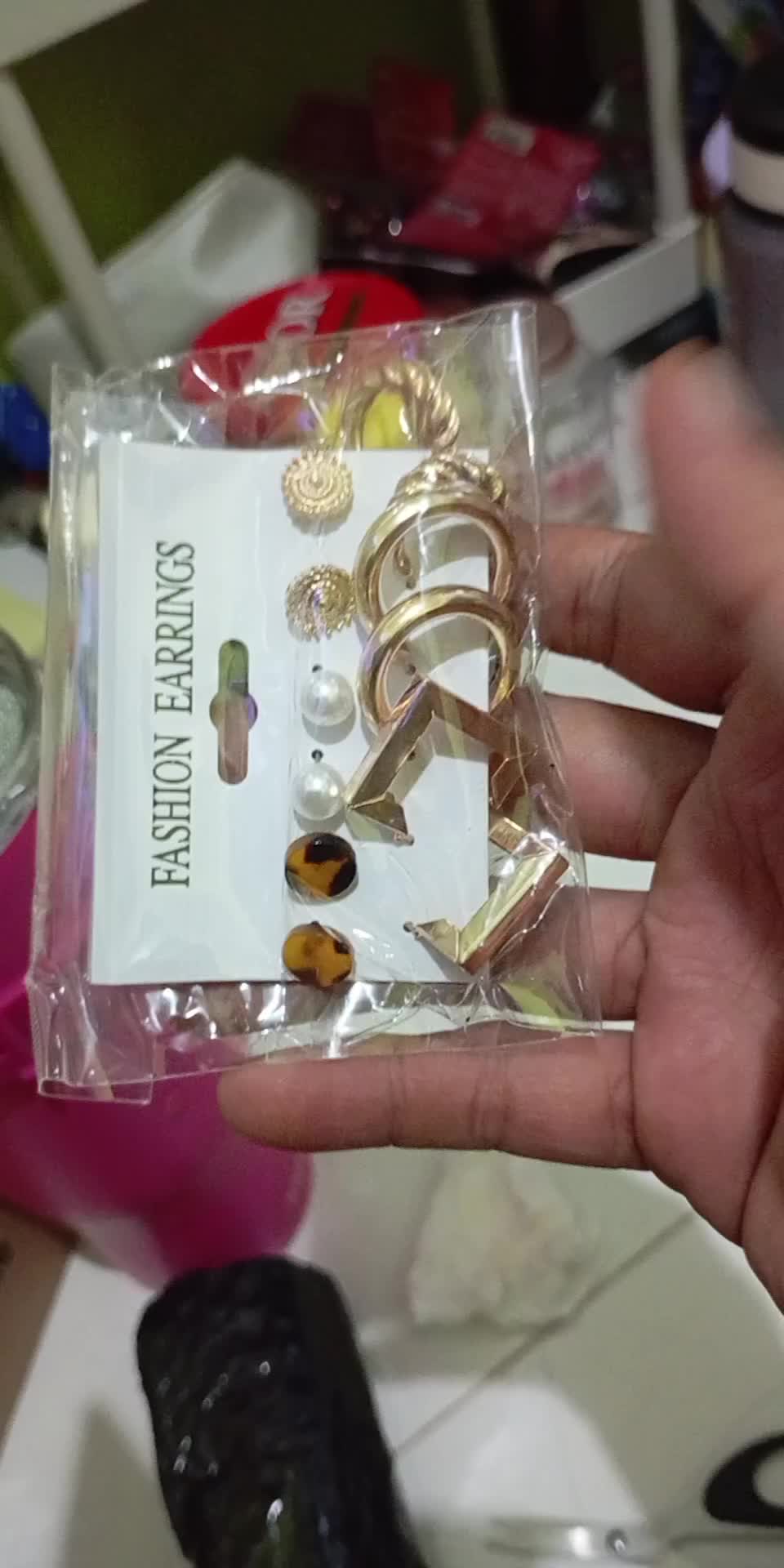 review image 0