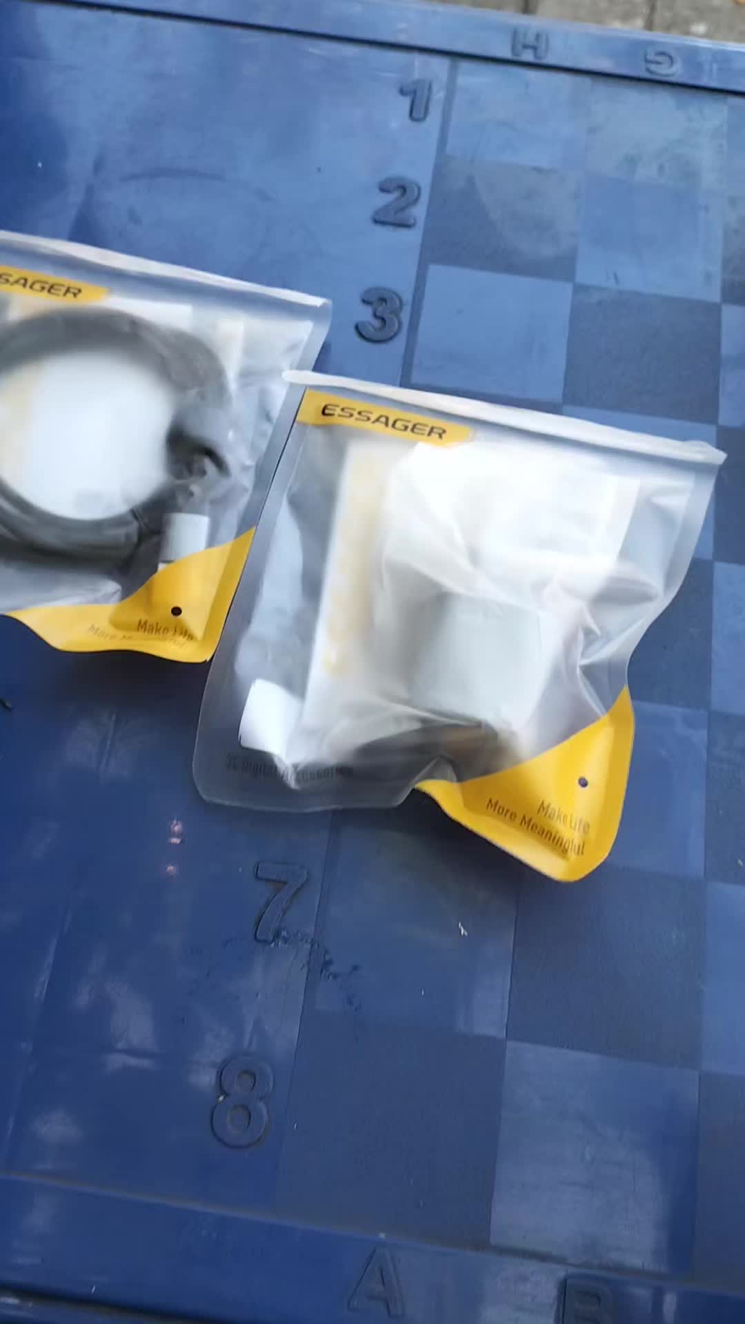 review image 0