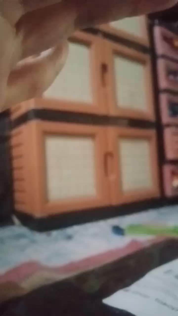 review image 0