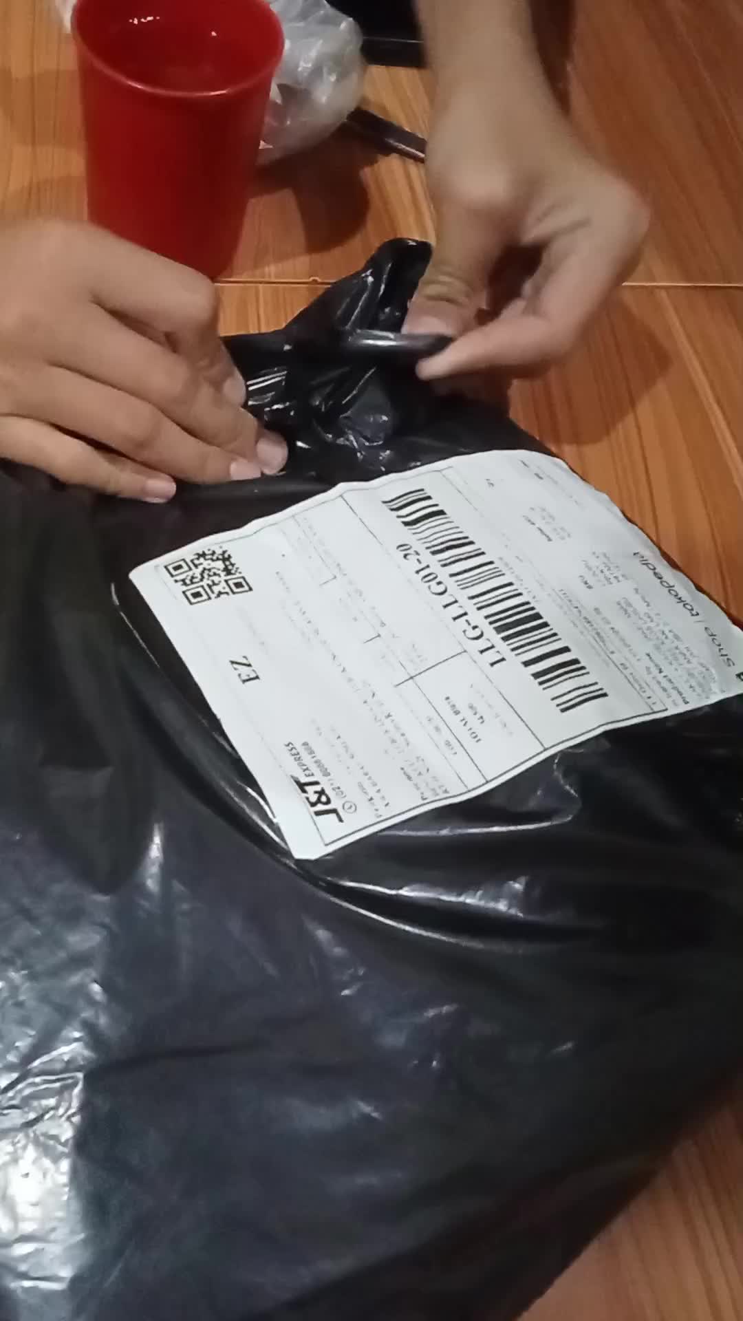 review image 0