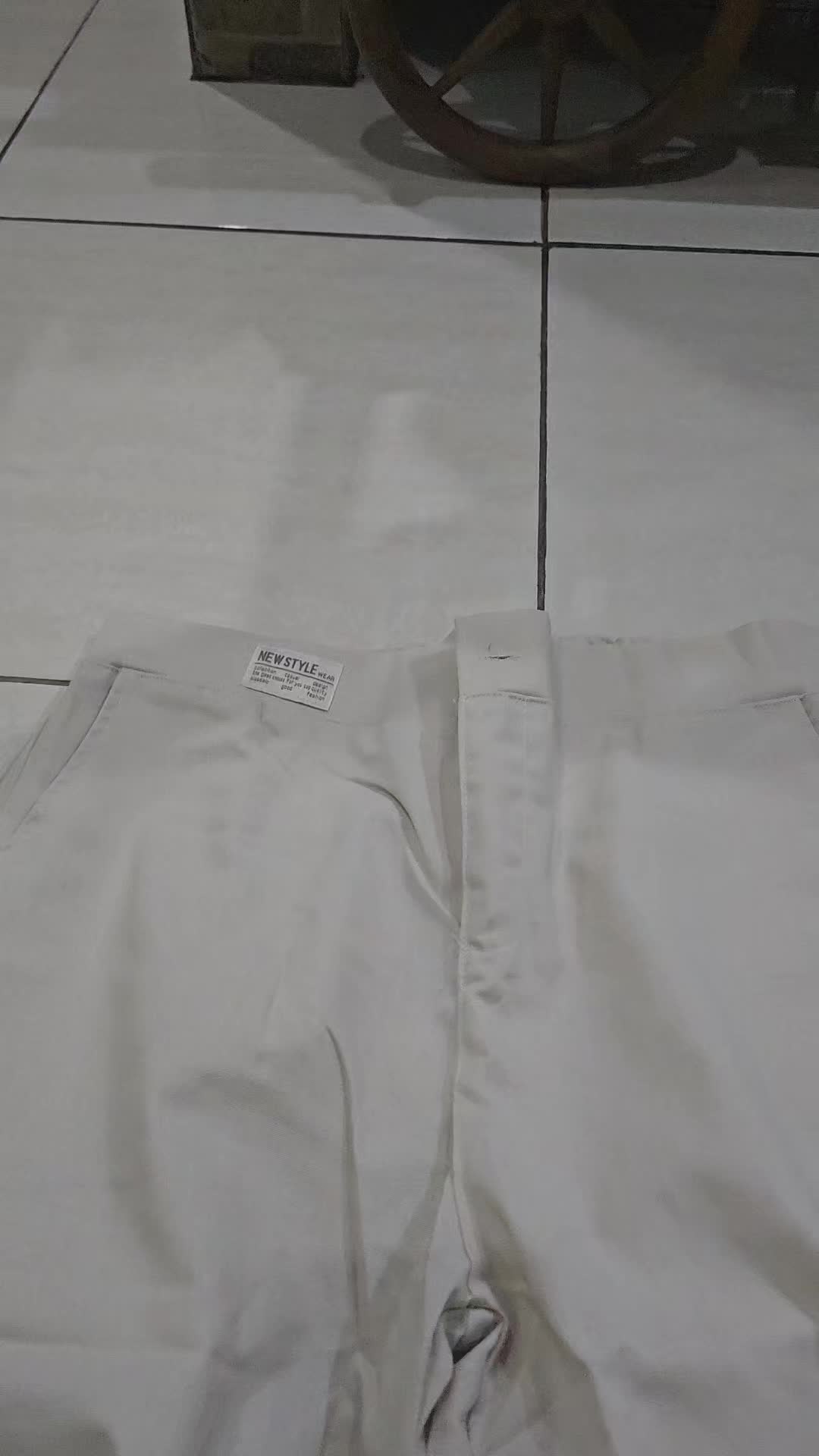 review image 0