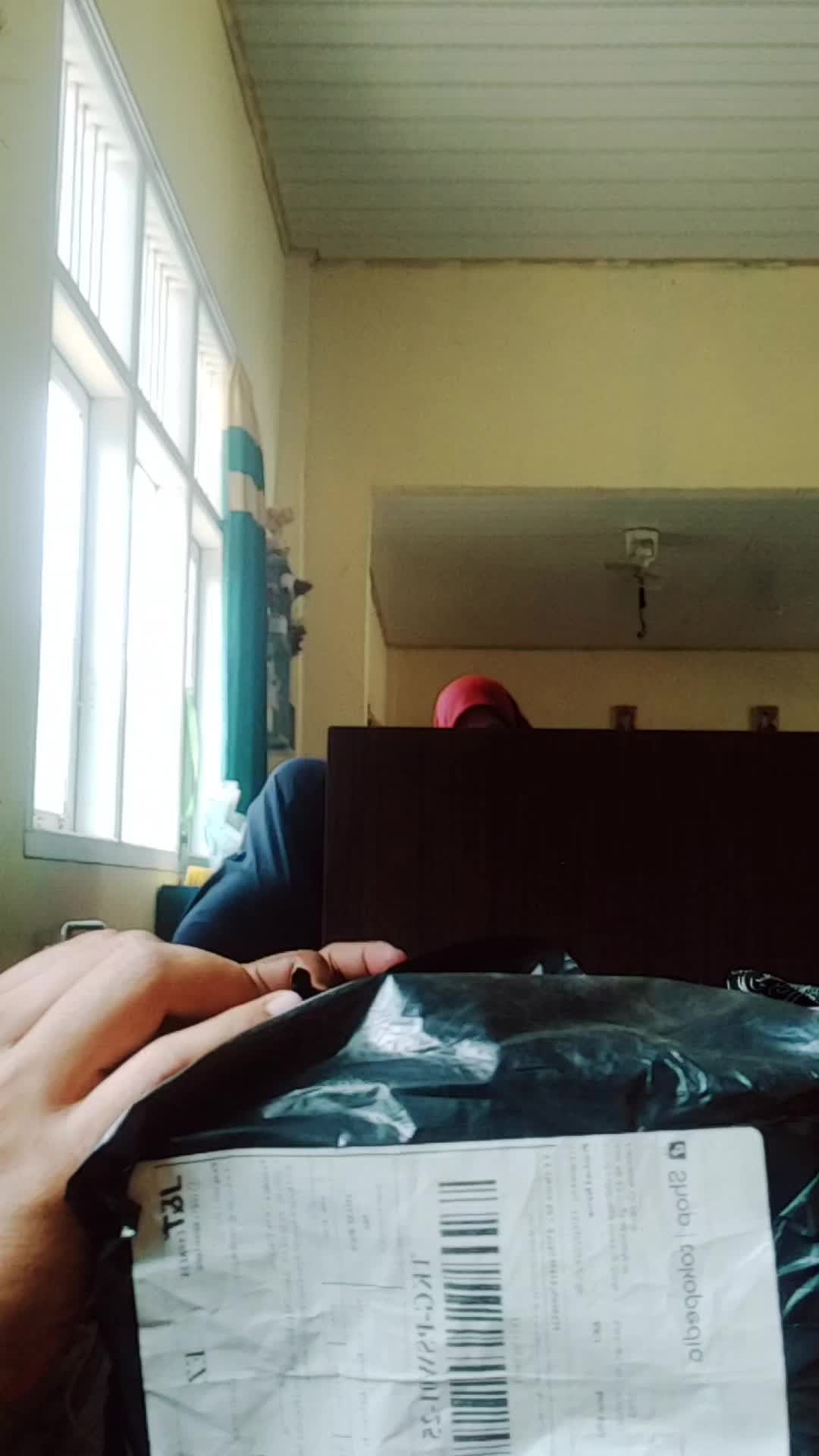review image 0