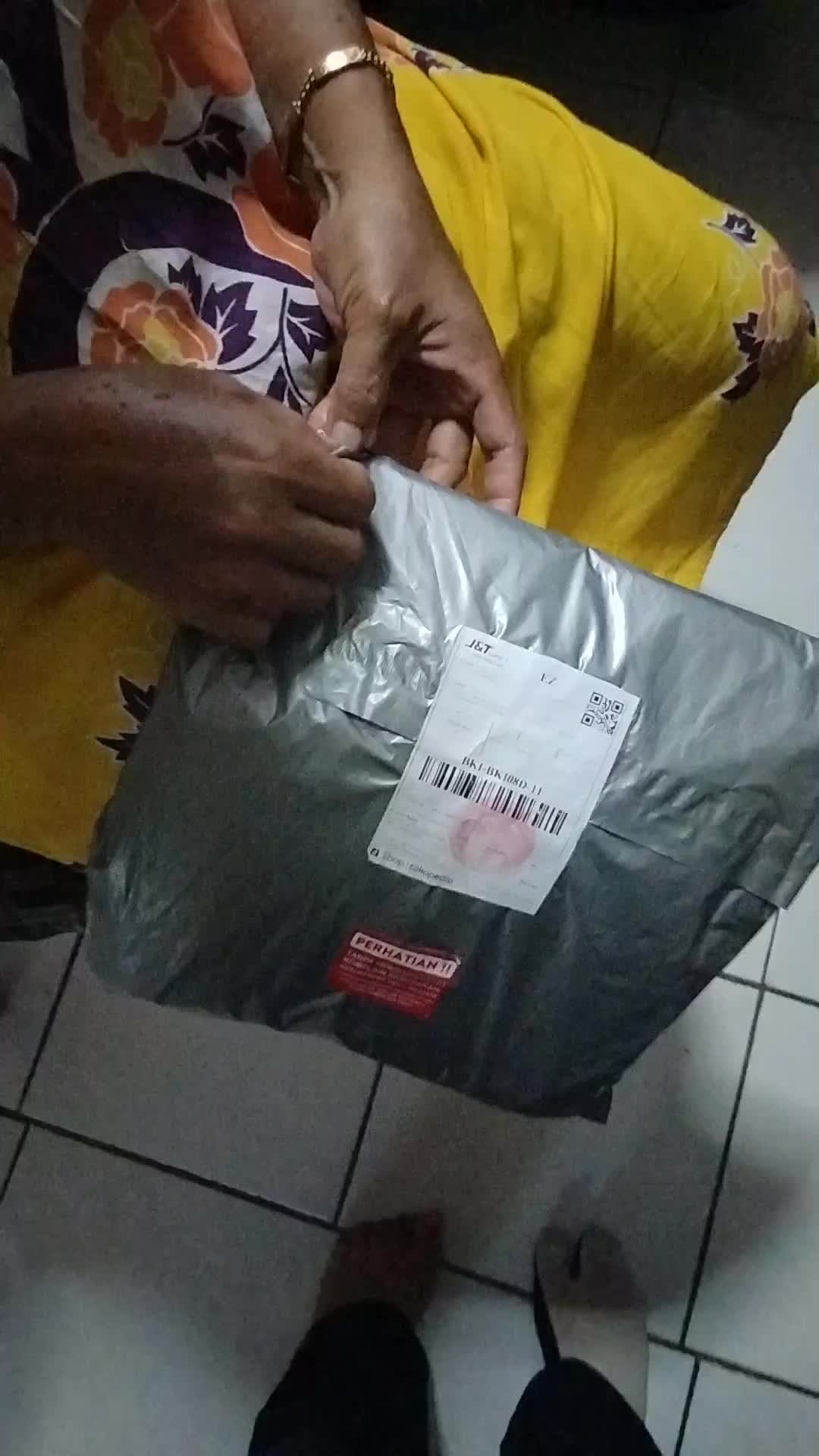 review image 0