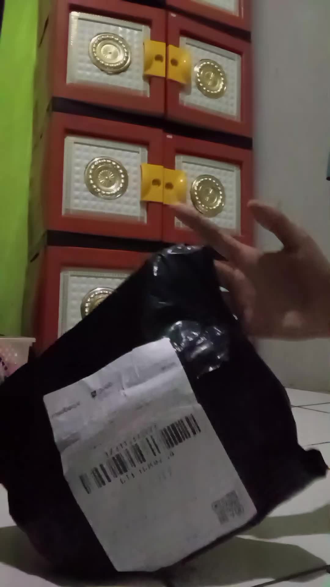 review image 0