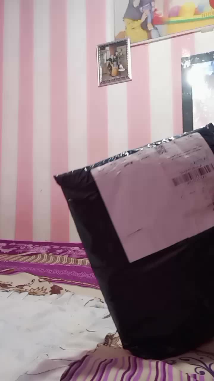 review image 0