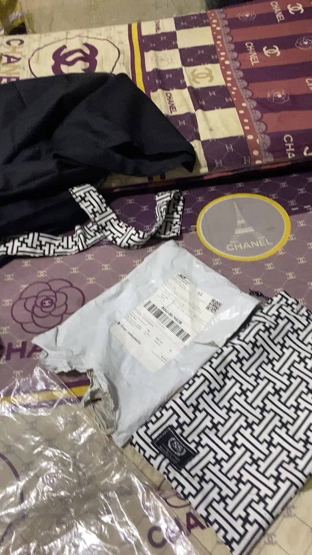 review image 0