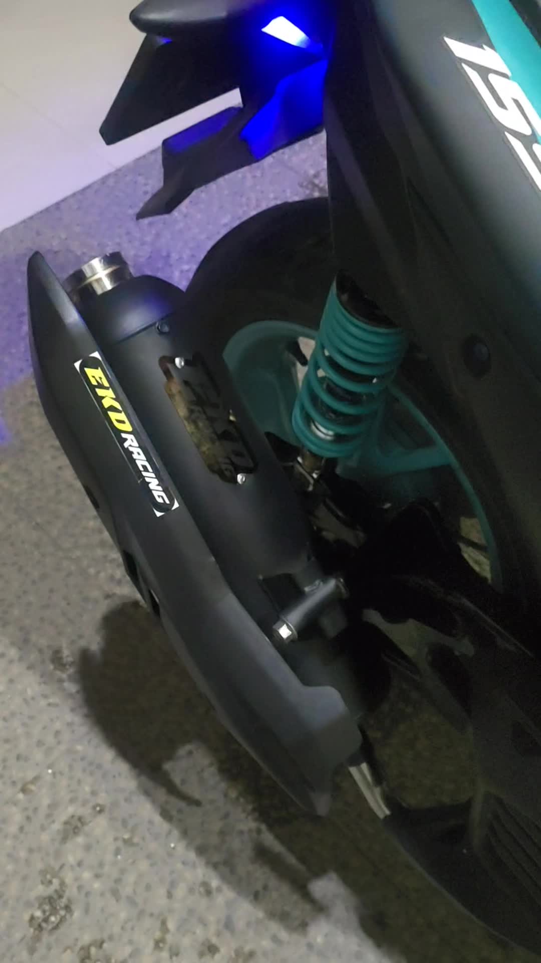 review image 0