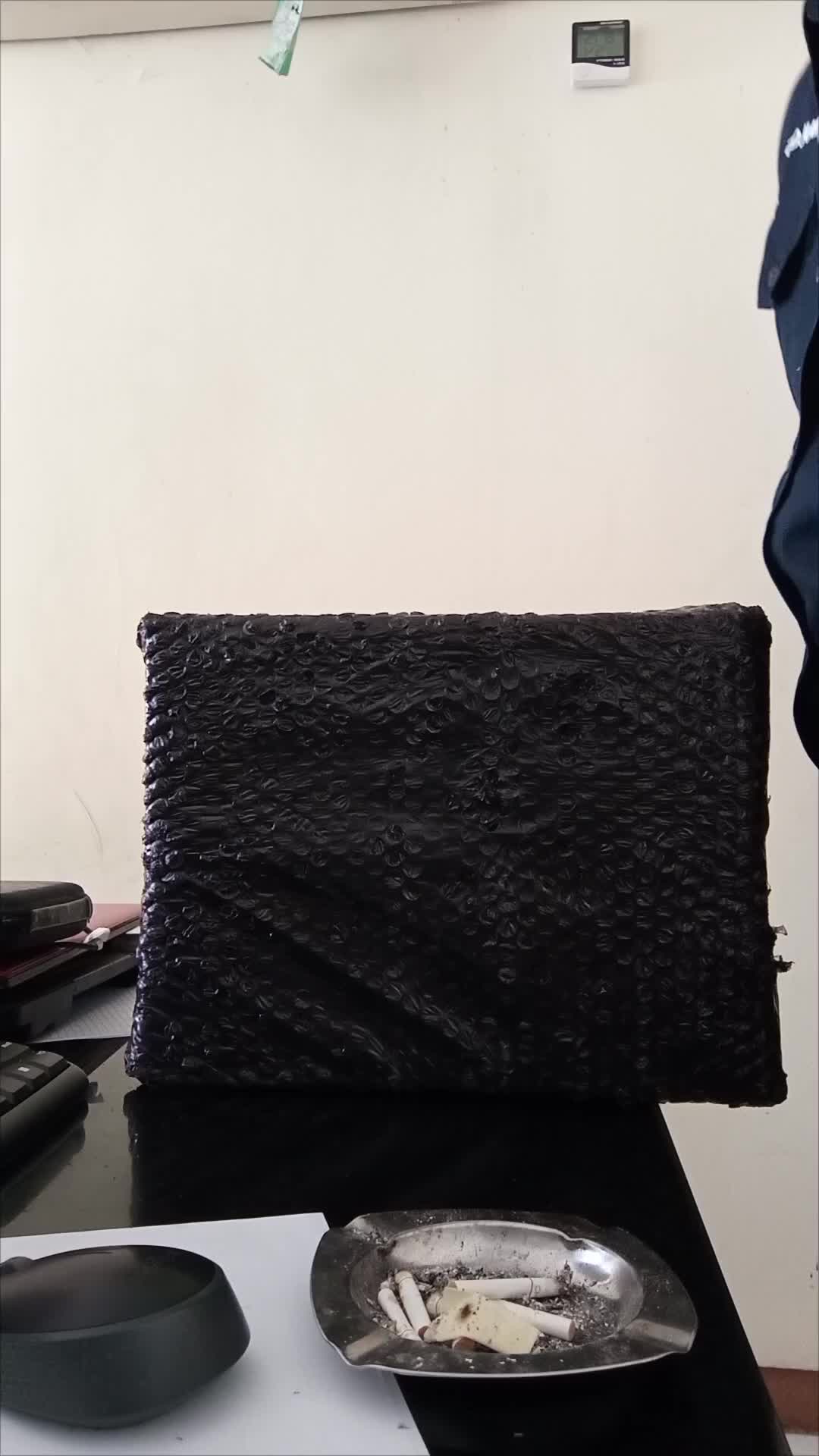 review image 0