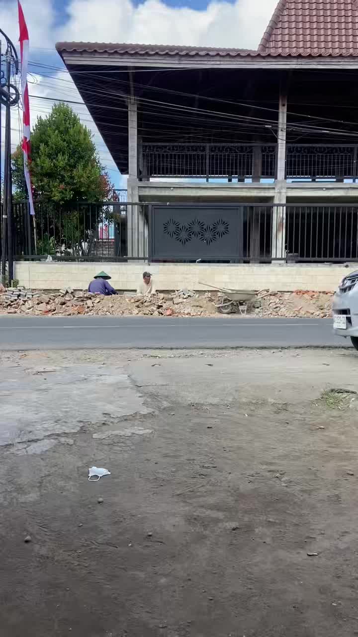 review image 0