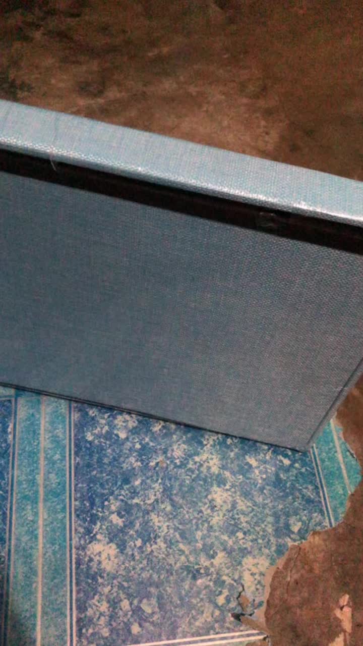 review image 0