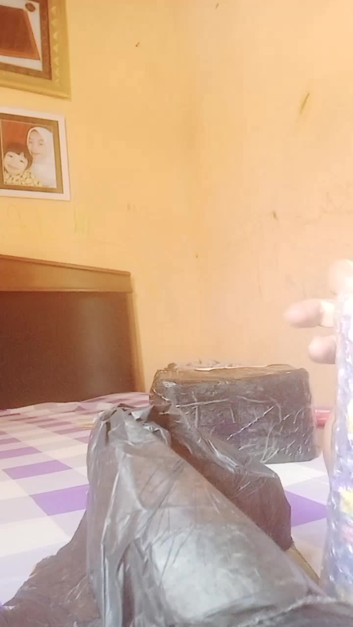 review image 0