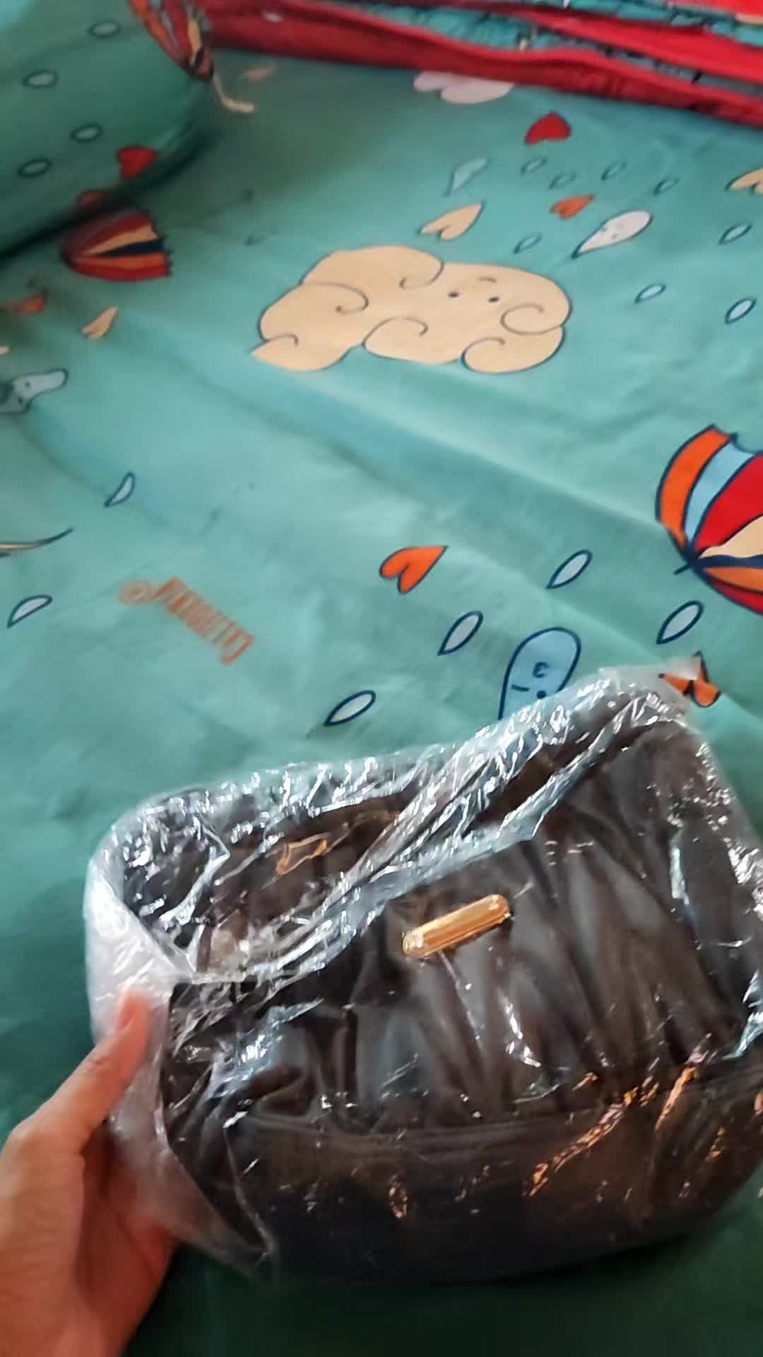 review image 0