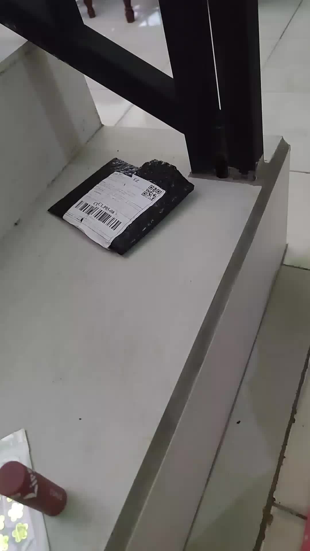 review image 0