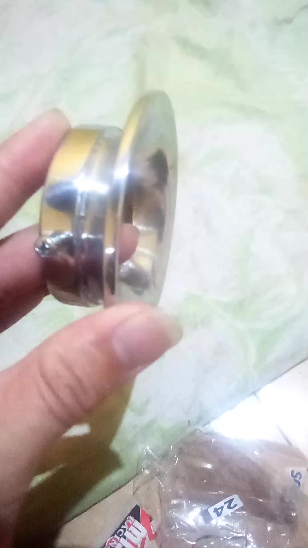review image 0