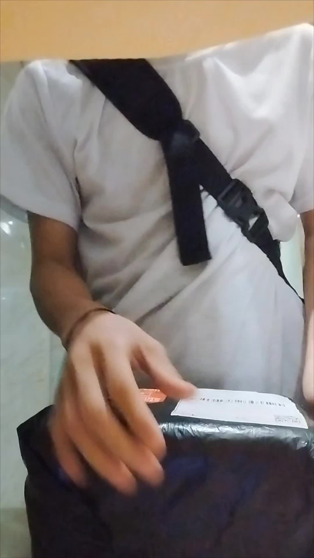 review image 0