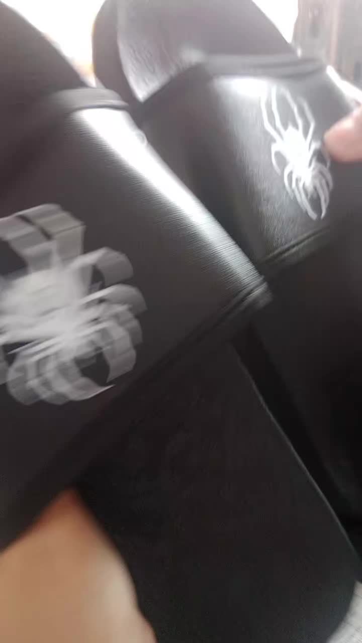 review image 0