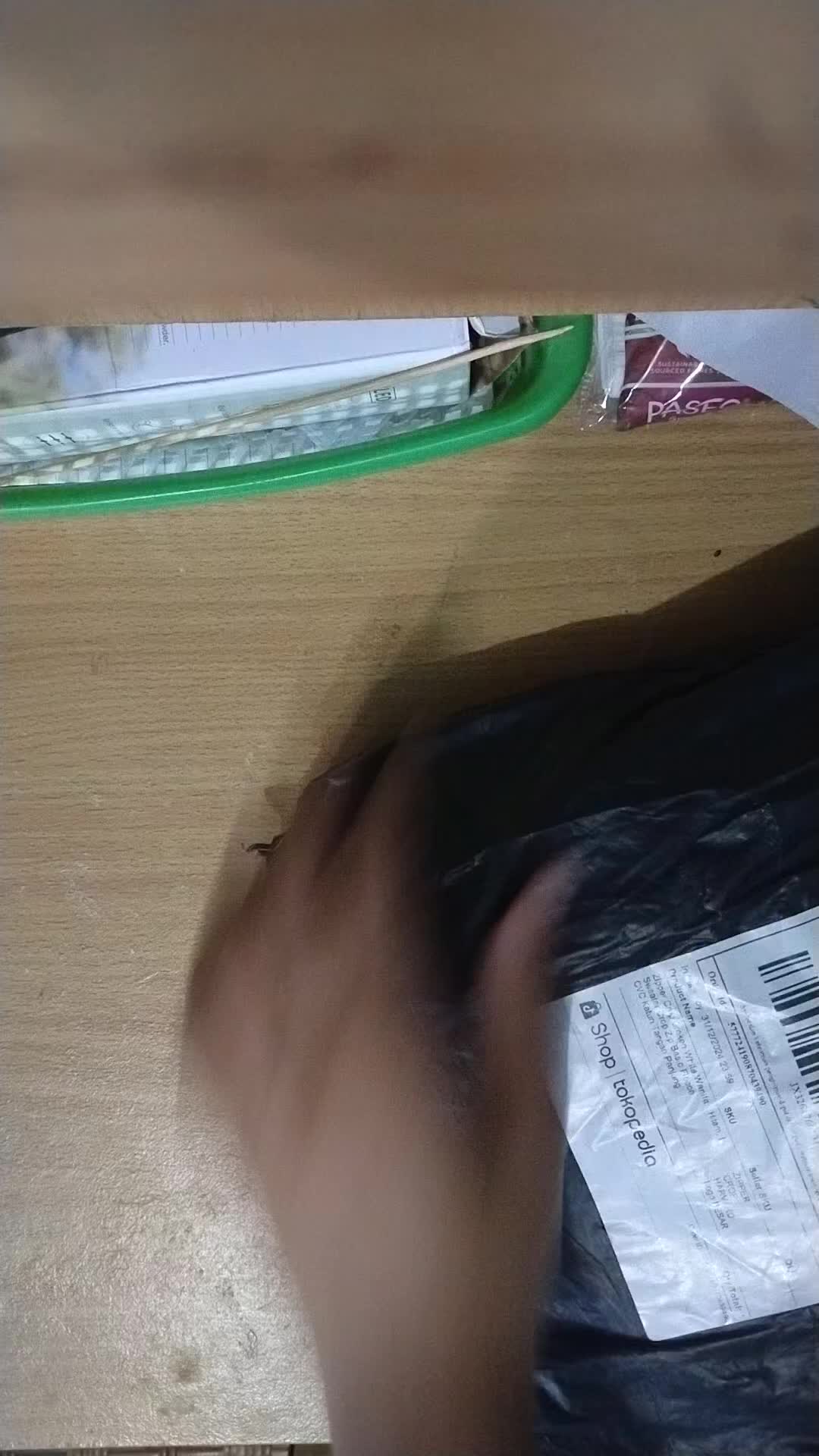 review image 0