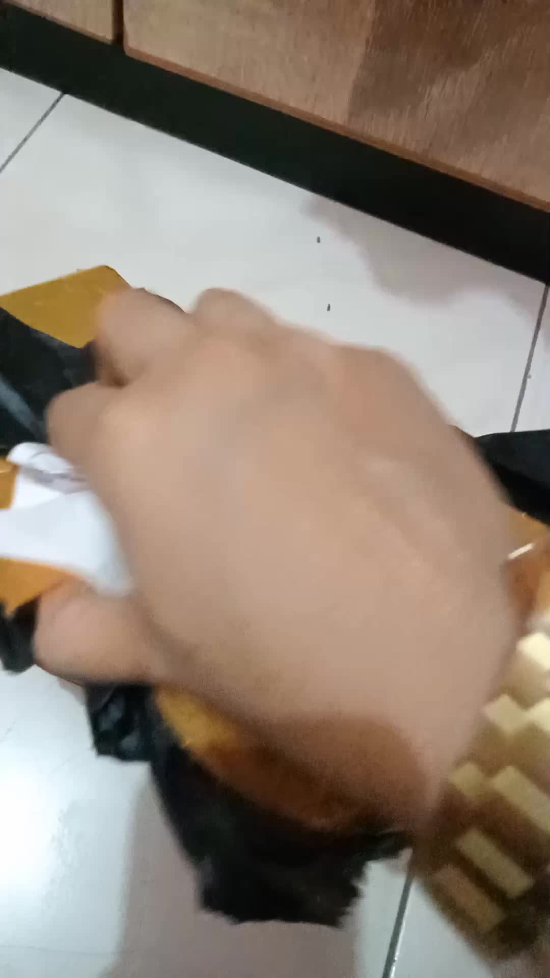 review image 0