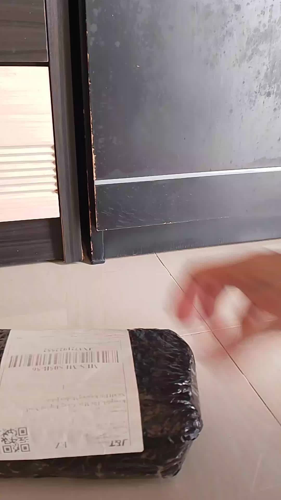 review image 0