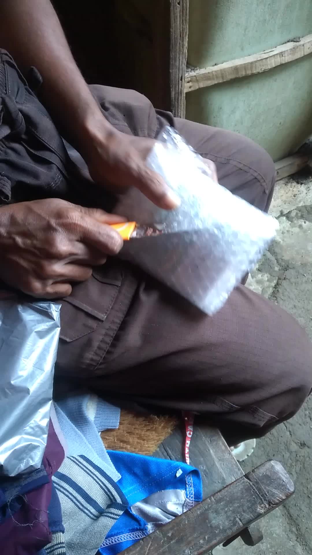 review image 0